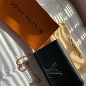 Louise Vuitton Chain GM